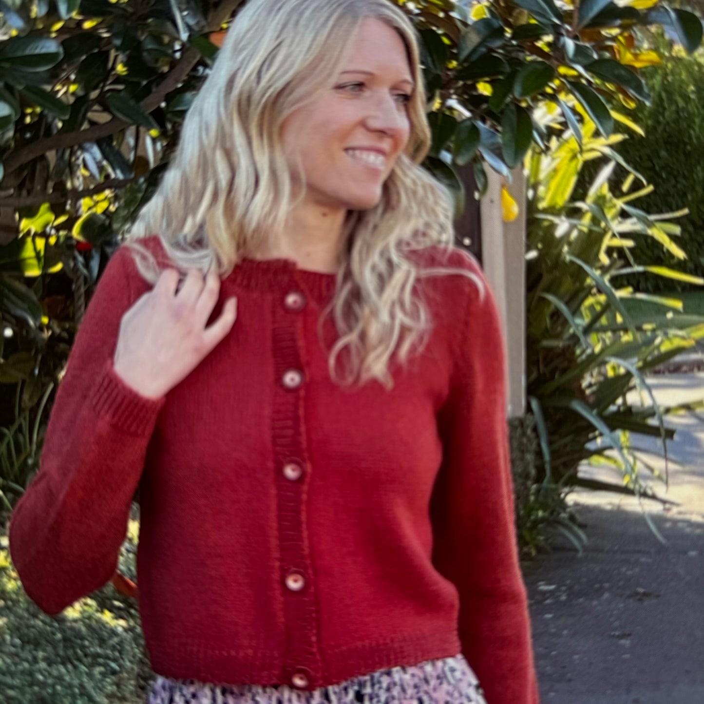 Pattern | Crucci 8ply | Cropped Cardigan | 2207