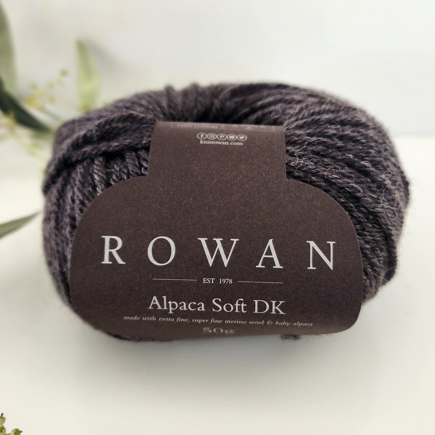 KIT | Make Your Own | Cabled Mitts Kit