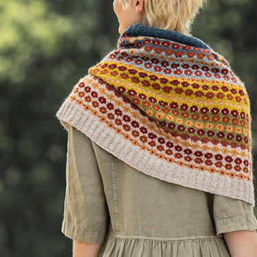 Pattern | Blue Sky Fiber | Woolstok Light | Antelope Valley Snood