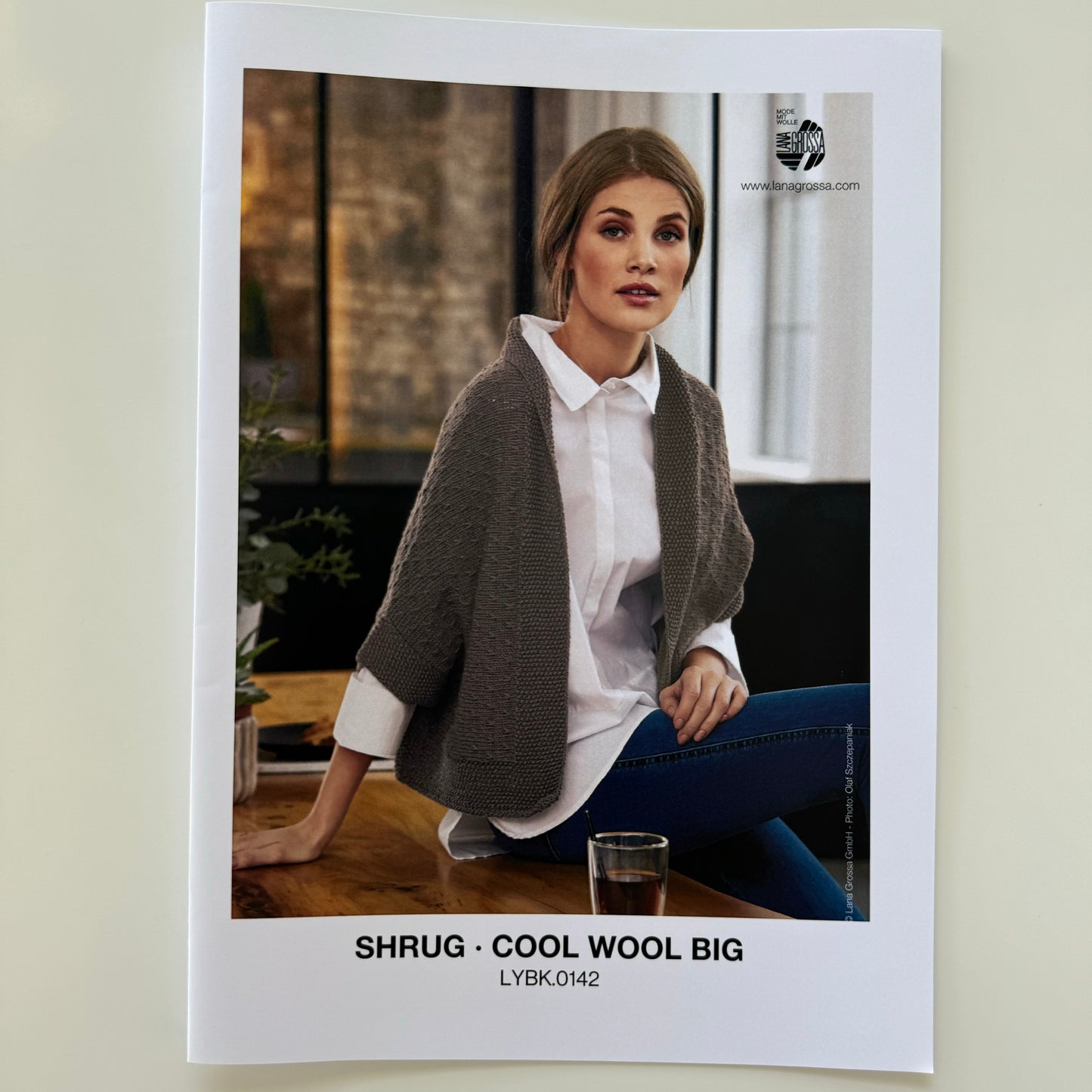 Pattern | Lana Grossa Ladies Shrug | Cool Wool Big DK