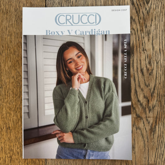Pattern | Crucci Aella 8ply | Boxy V Cardigan | 2307
