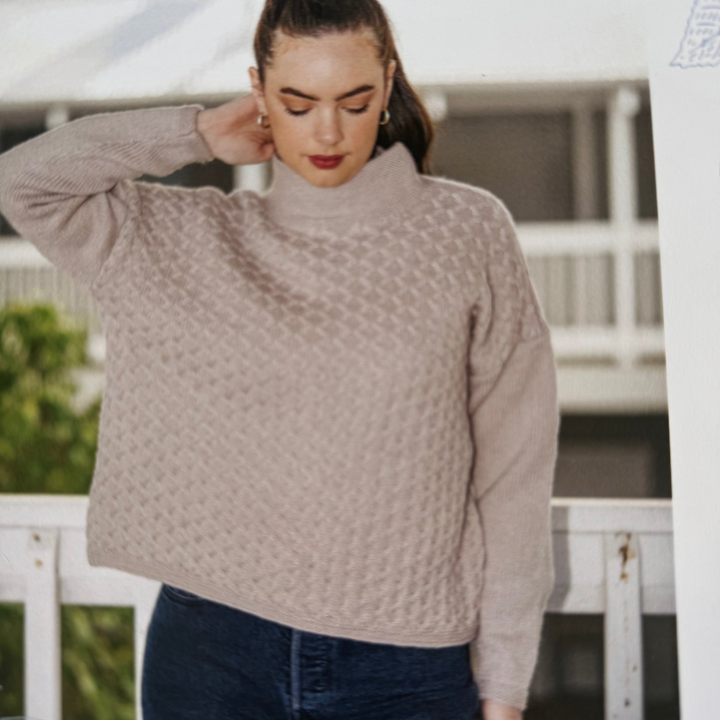 Pattern | Crucci 8ply/DK | Arch Cable Sweater | 2105