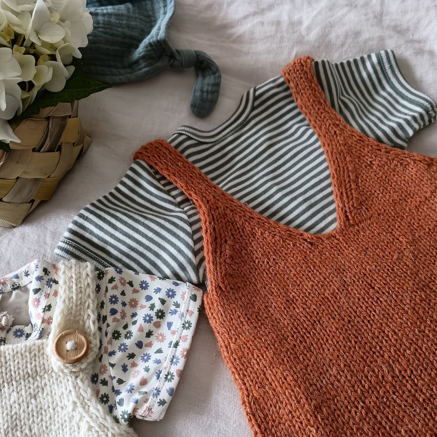 Pattern | Kiniki Knits | Mrs Blackbird